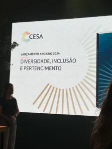 What's New 17 capa 44